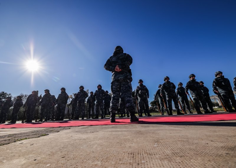 Podiže se dobna granica za umirovljenje hrvatskih vojnika i mornara