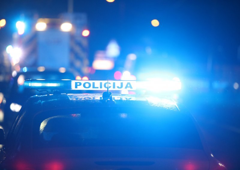 Maloljetnik bježao policiji 160 km/h kroz Dicmo, prijavljen za šest kaznenih djela