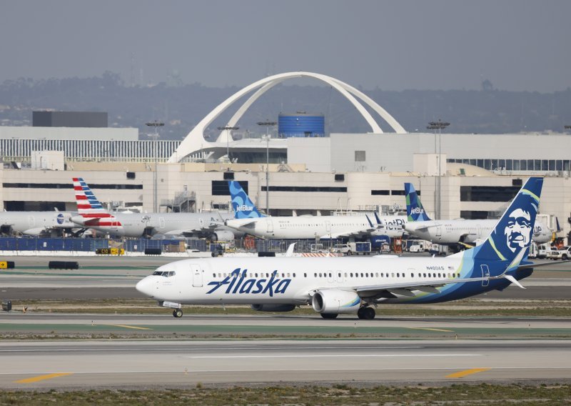 Boeing nepravilno postavio panel na zrakoplov Alaska Airlinesa