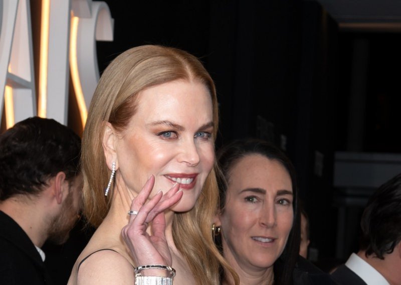 Nicole Kidman kakvu još nismo vidjeli: Pokazala se u crnom donjem rublju