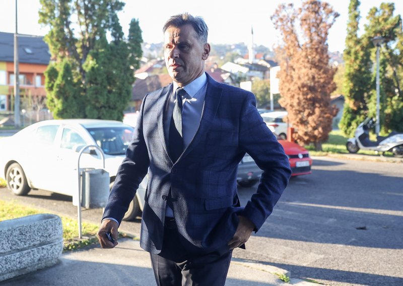 Bivši SDA-ov premijer Novalić pravomoćno osuđen, ide u zatvor
