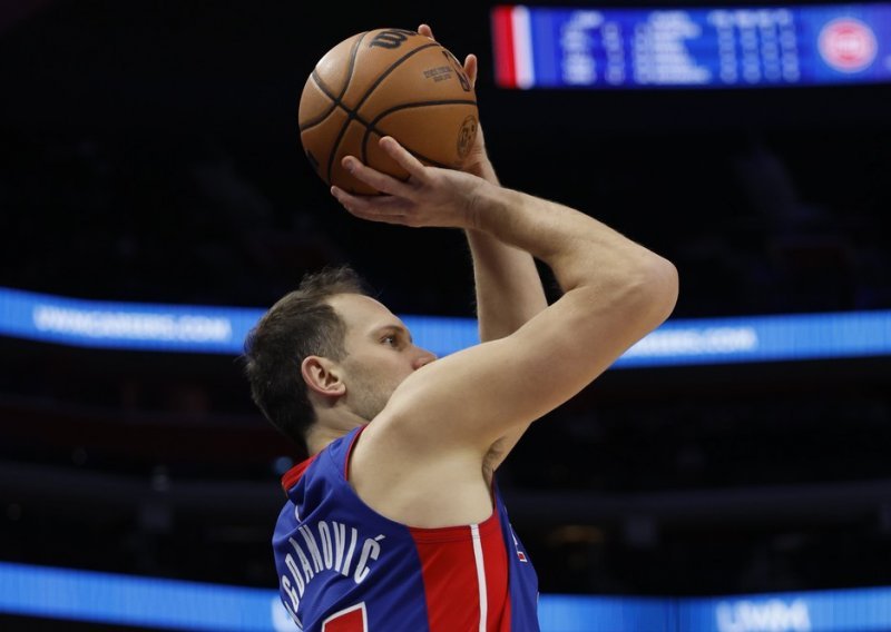 Bojan Bogdanović u NBA ligi čini čuda, a sada je napravio novi povijesni iskorak