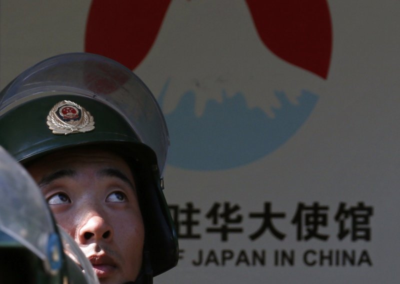 U Kini zavladalo ludilo, u Japanu strah