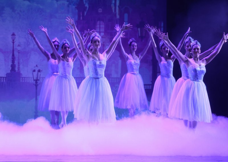 U osječkom HNK-u održana premijera baleta 'Snježna kraljica'