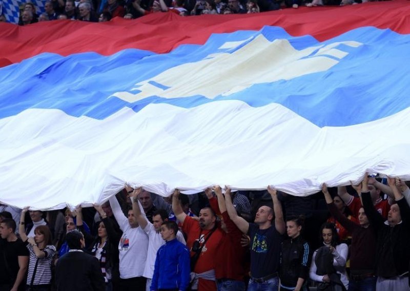 'Srbi se trebaju osloboditi mržnje prema Hrvatima'