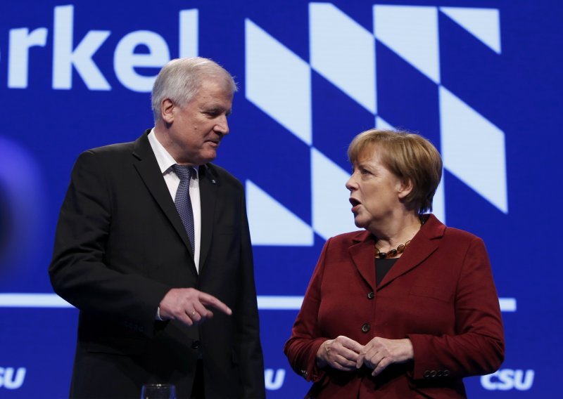 Merkel i Seehofer ponovno na suprotnim stranama oko izbjeglica