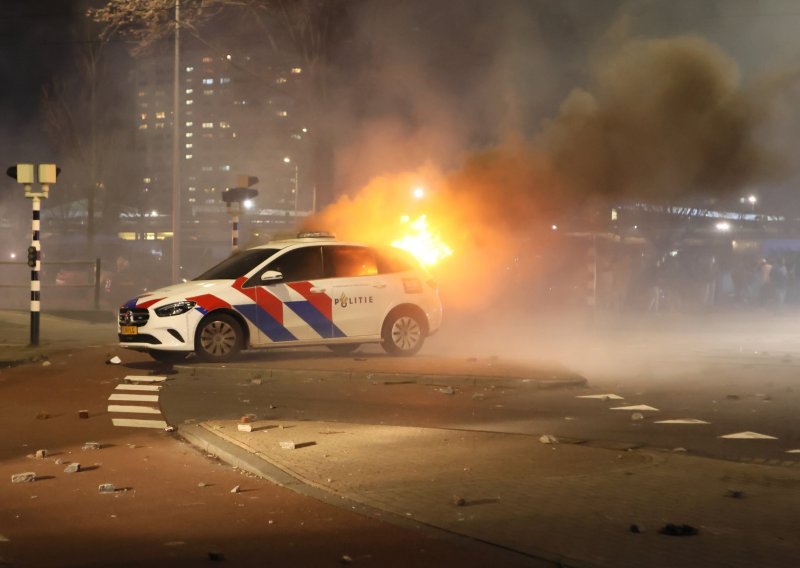 Pakao na ulicama Haaga: Eritrejci napali policiju, izvanredno stanje u dijelu grada