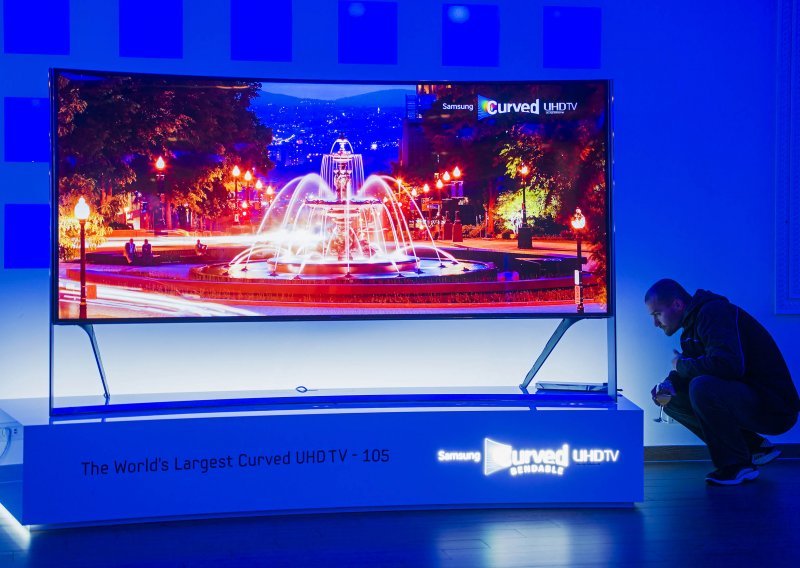 Pogledajte Samsungov televizor od milijun kuna