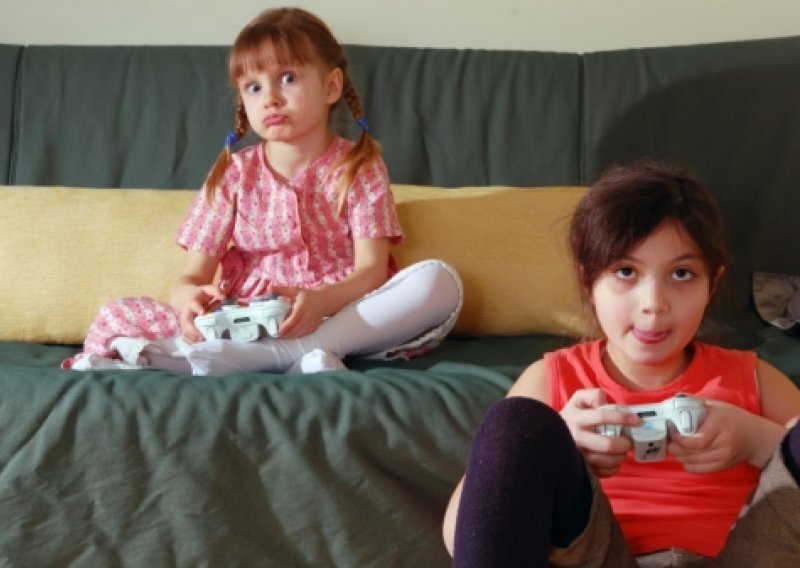Računala i TV ne štete razvoju djece