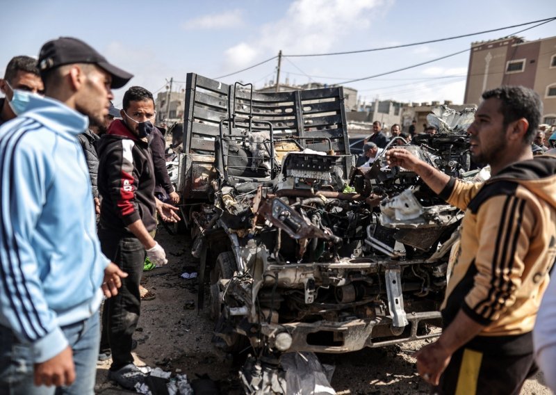 Izrael tvrdi: Većina Palestinaca kod humanitarnog konvoja poginula je u stampedu