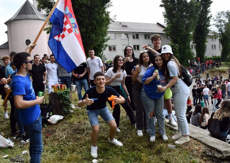 Američki Hrvati stipendiraju hrvatske studente, ovo su uvjeti za maturante