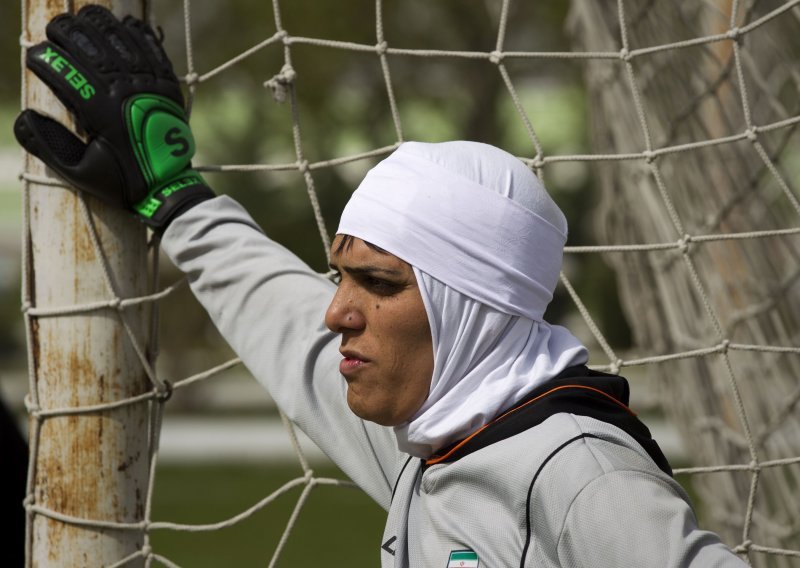 AFC traži ukidanje zabrane nošenja hidžaba na terenu