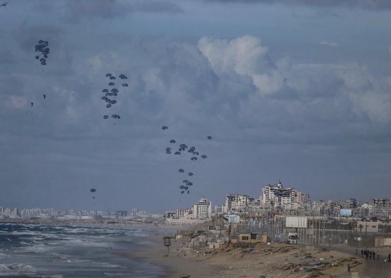 SAD i partneri će postaviti privremenu luku u Gazi za dostavu pomoći