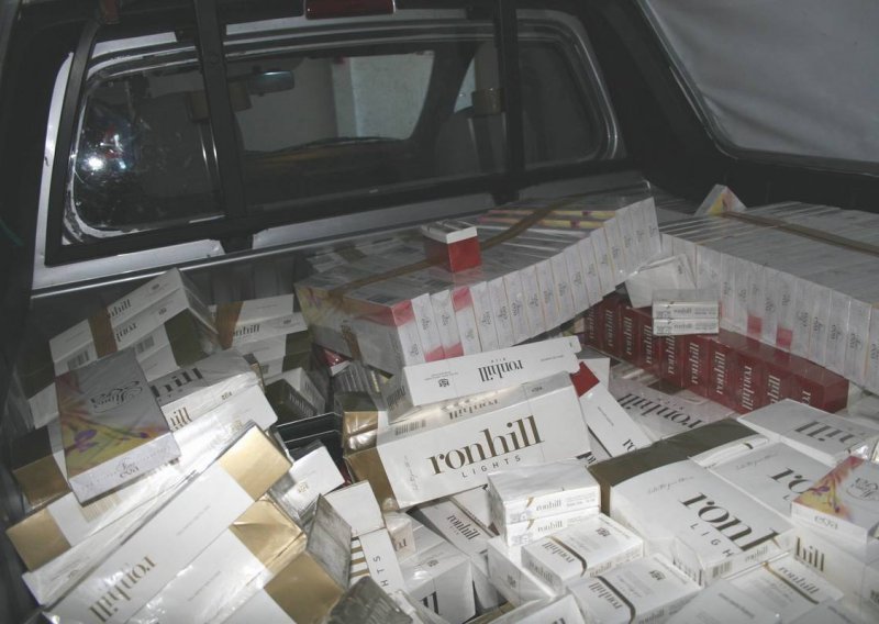 Uhićena i osuđena za šverc 4.510 kutija cigareta
