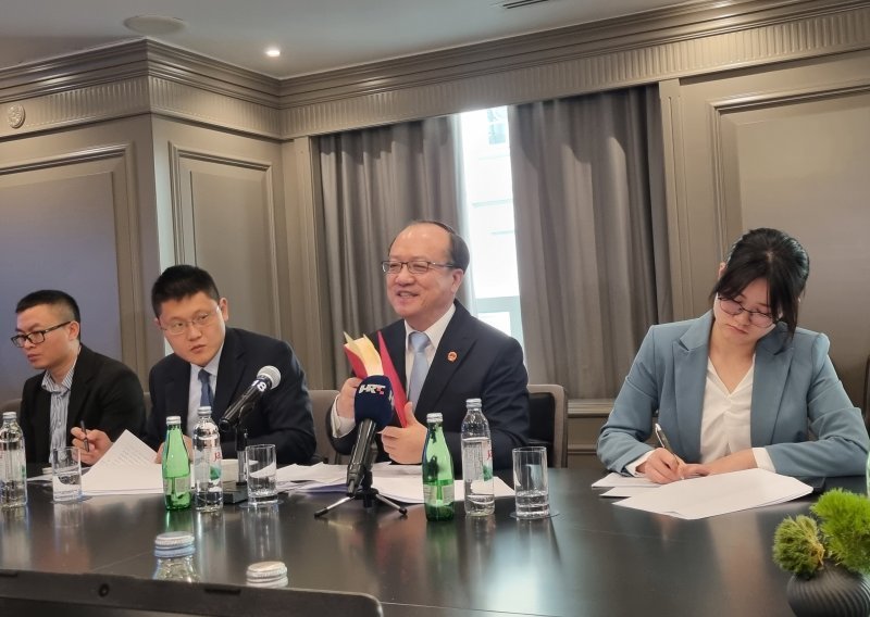 Kineski veleposlanik o vizama, ratu u Ukrajini, TikToku i biznisu s Hrvatskom: Želimo vašu tunu i med