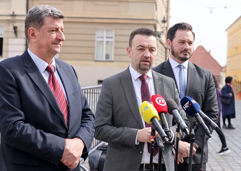 Pavliček: Milanović treba dati ostavku, ako želi na izbore