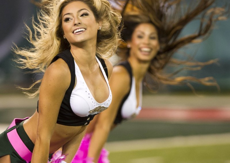 Cheerleadersice - najljepši dio utakmica NFL-a