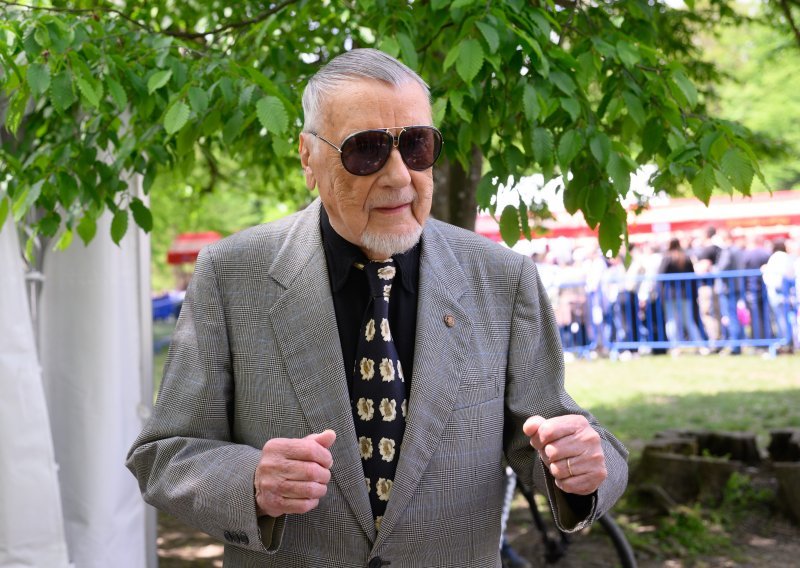 Najstariji kandidat za Sabor je Jimmy Stanić, najstarija kandidatkinja ima 87 godina