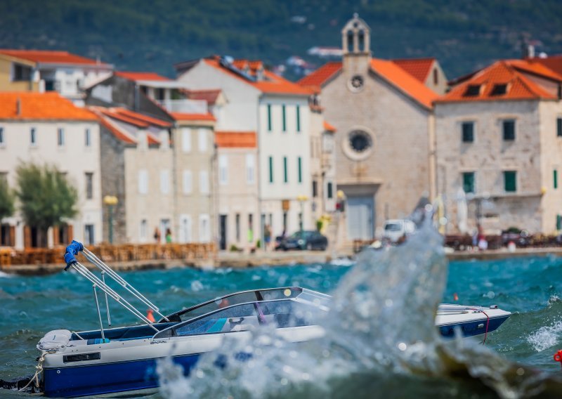 Hrvatska obala prošlog ljeta imala najveći broj internetskih rezervacija u EU-u