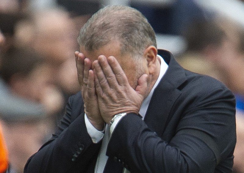 Fotografija Tottenhamovog trenera svjedoči o potpunoj nemoći njegovih igrača