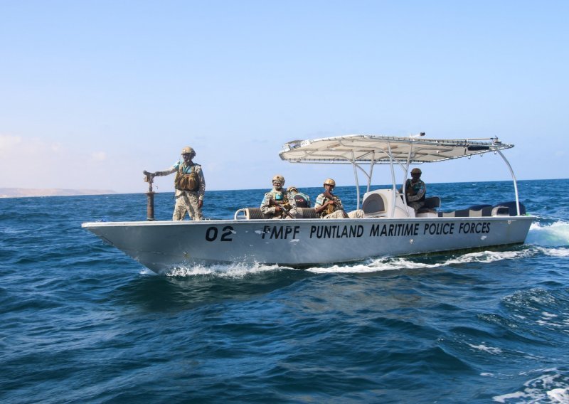 Somalski pirati oslobodili brod nakon plaćene otkupnine od 5 milijuna dolara