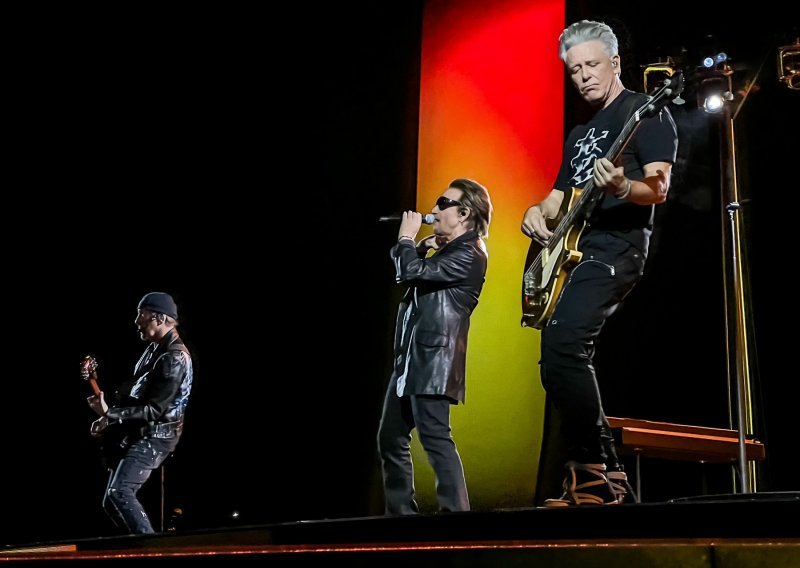 Zvijezda grupe U2 razvodi se nakon 11 godina braka