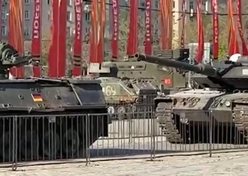 Izložba u Moskvi: Pogledajte kako su Rusi spustili cijev na trofejnom Leopardu