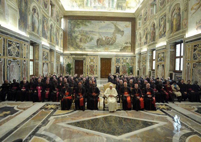 Italija uvela Crkvi porez na imovinu!