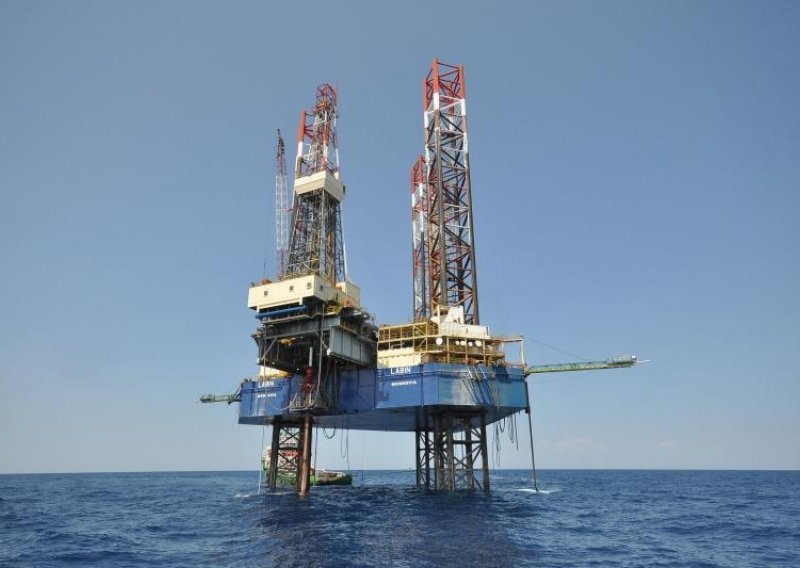 Vlada odbija prigovore iz interpelacija  za istraživanje nafte i plina?