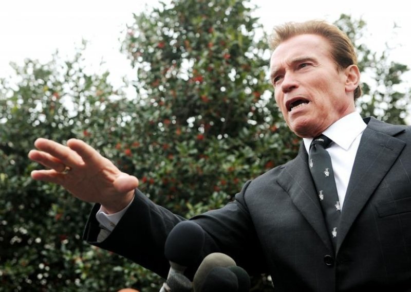 Schwarzenegger snima novi akcić 'Black Sands'