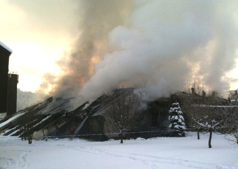 Croatian Olympic Centre building at Bjelolasica destroyed in fire