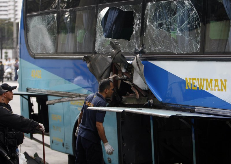 Najmanje dvoje mrtvih u eksploziji u Manili