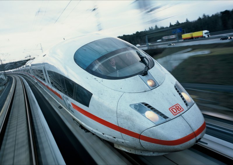 Superbrzi japanski vlak povezat će Zagreb i Osijek!