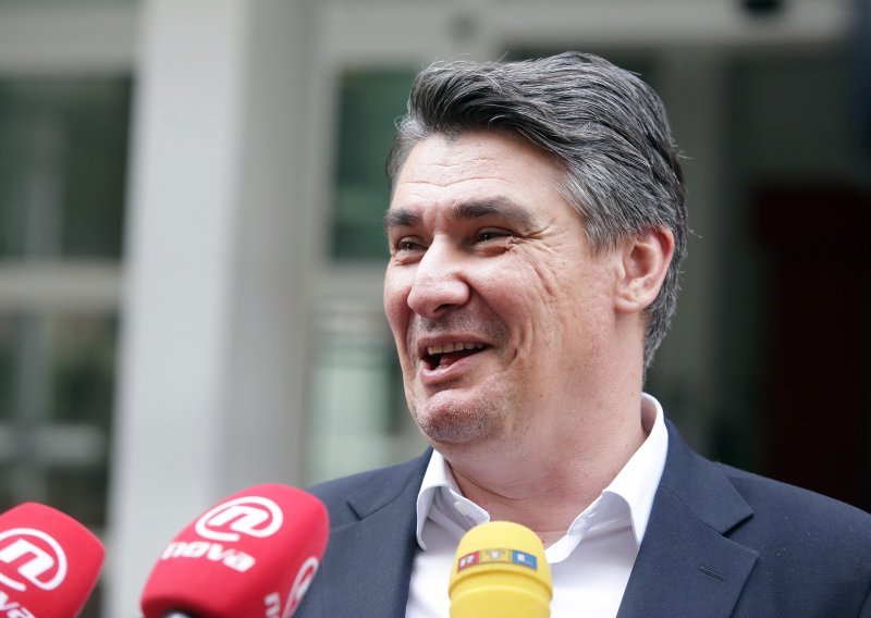 Holy: Milanović će se za šest mjeseci vratiti u politiku