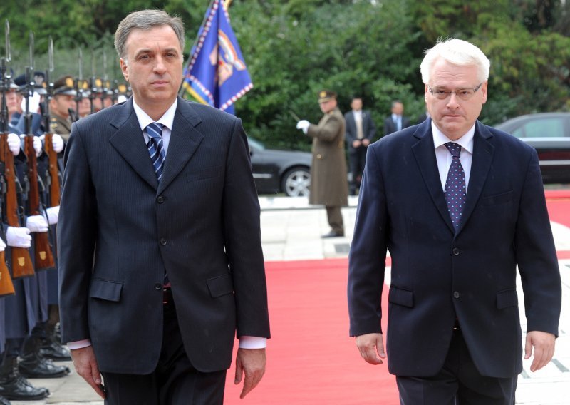 PM, parl't speaker meet with Montenegrin president