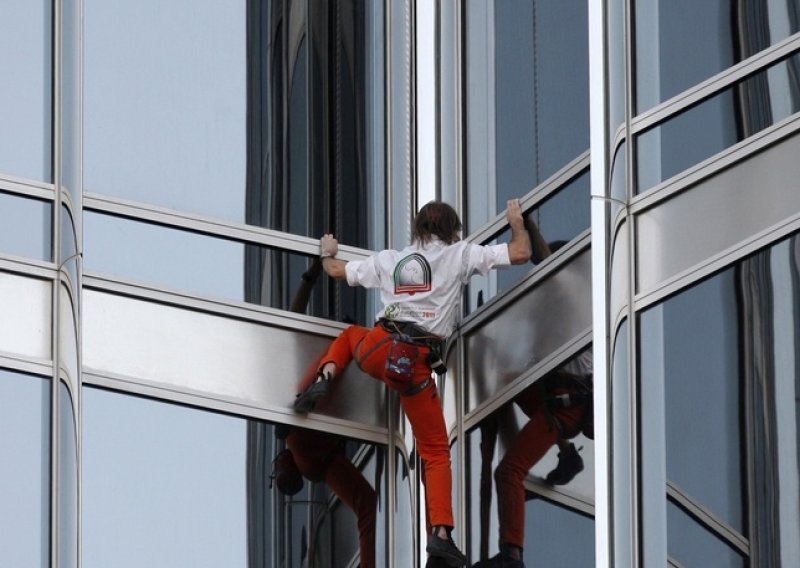 Francuski Spiderman osvojio najviši neboder na svijetu