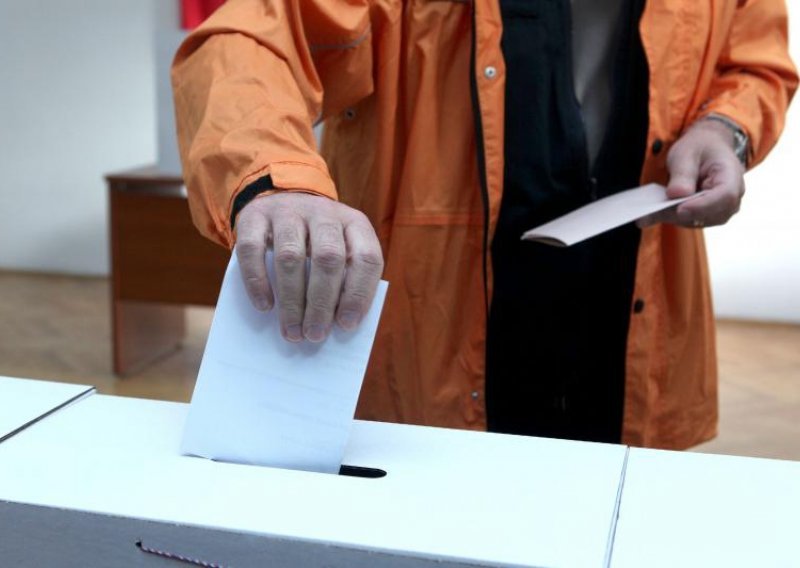 U Zagrebu izašlo 21,8 posto više birača nego 2009.