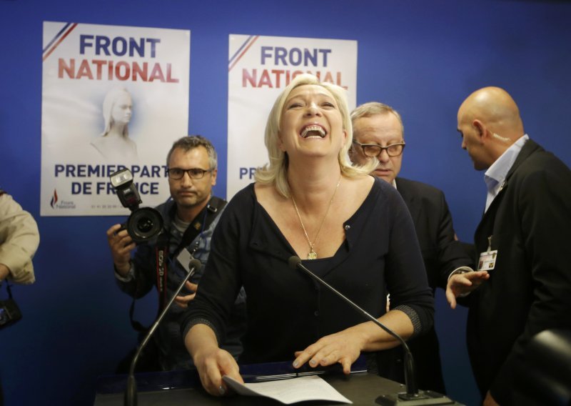 Marine Le Pen: Tražim raspuštanje parlamenta!