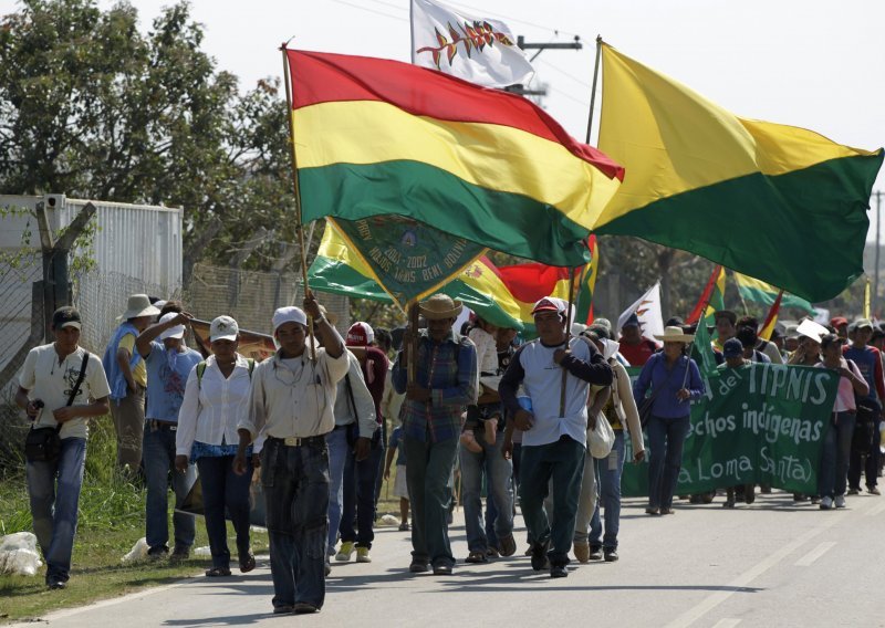 Bolivijski Indijanci protiv gradnje ceste u Amazoni