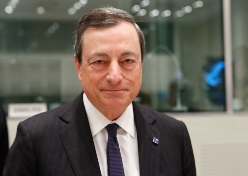Draghi: Povećanje potrošnje rizik za gospodarstvo na srednji rok