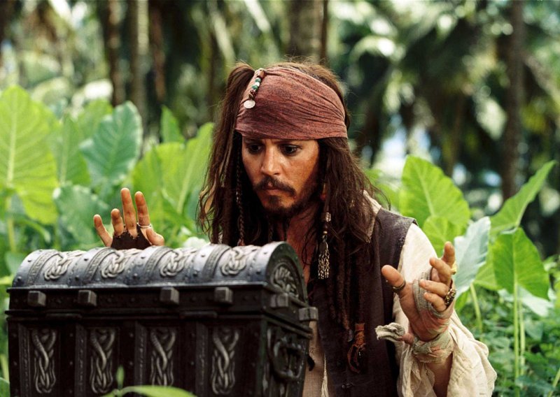 Johnny Depp na 'Piratima' zaradio 350 milijuna dolara