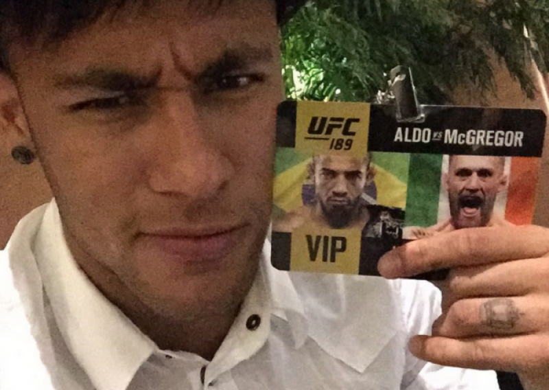 Ovako izgleda 'opaki' Neymar kada ide na UFC borbe