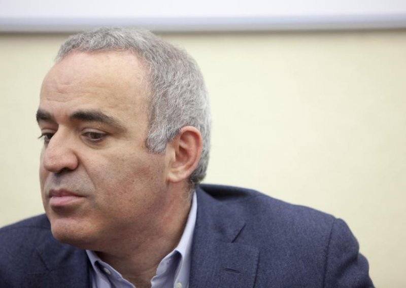 Gari Kasparov: Ubojstvo Nemcova bilo je ritualno