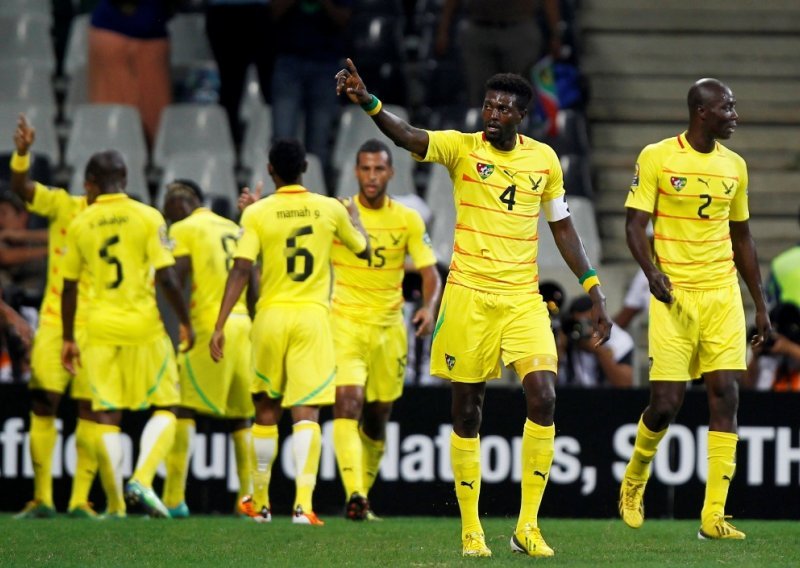 Adebayor i Togo slave: Prvi put u četvrtfinalu!