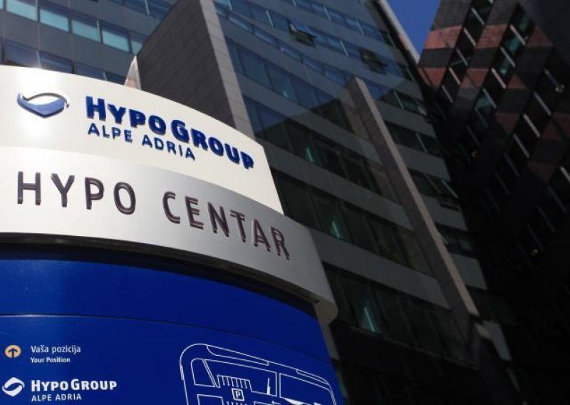 U pola godine gubitak Hypo banke od 860 mil. eura