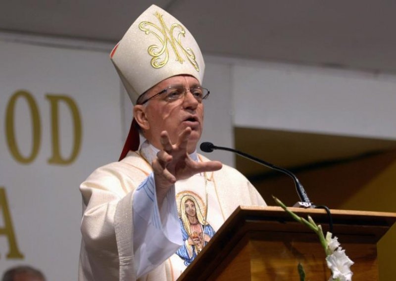 Požeški biskup osudio 'manipuliranje ljudskim začećem'