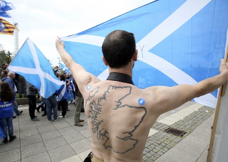 'Više od škotske neovisnosti volio bih vidjeti englesku nezavisnost'