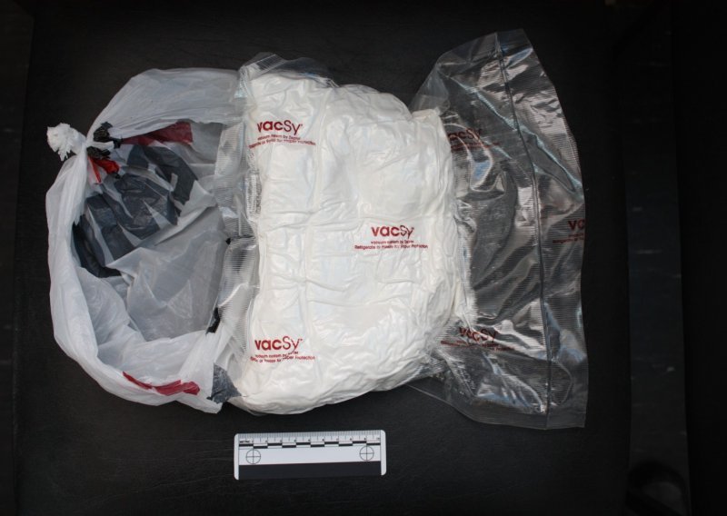 Uhićeno još pet osoba, zaplijenjeno 3 kg amfetamina