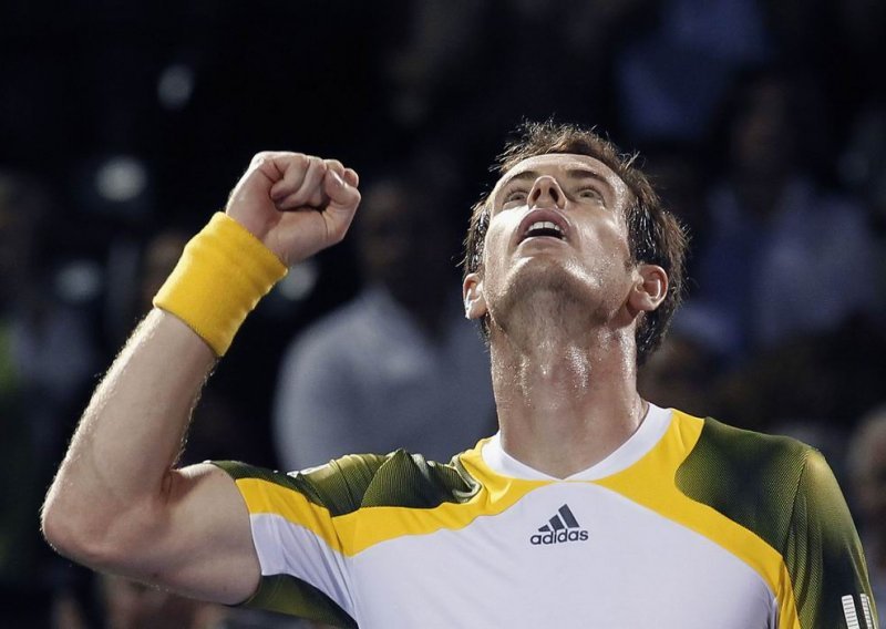 Murray za naslov protiv Ferrera, na ATP listi istisnuo Federera