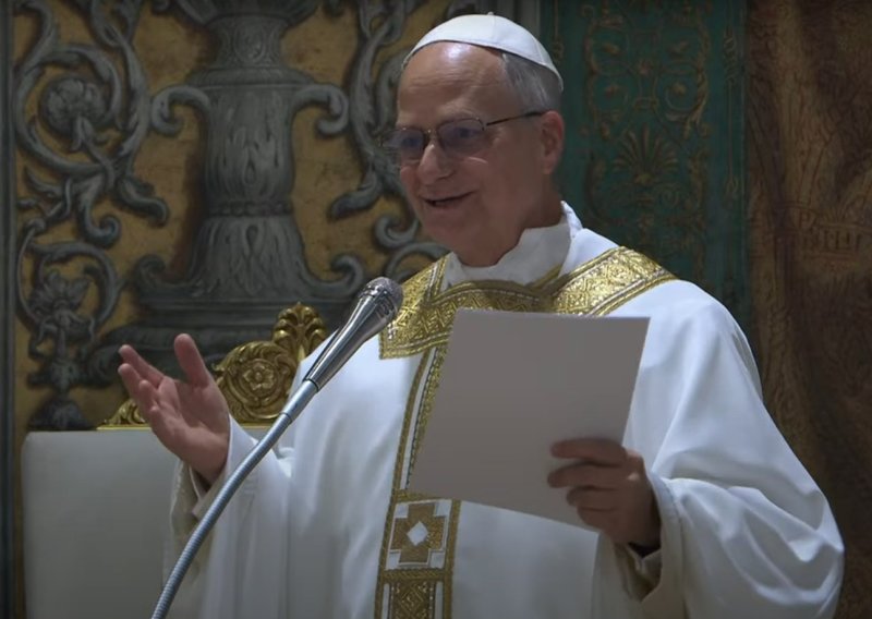 Lav XIV. drži prvu misu kao papa: Nadam se da će moj izbor donijeti svjetlo u 'mračne noći ovoga svijeta'